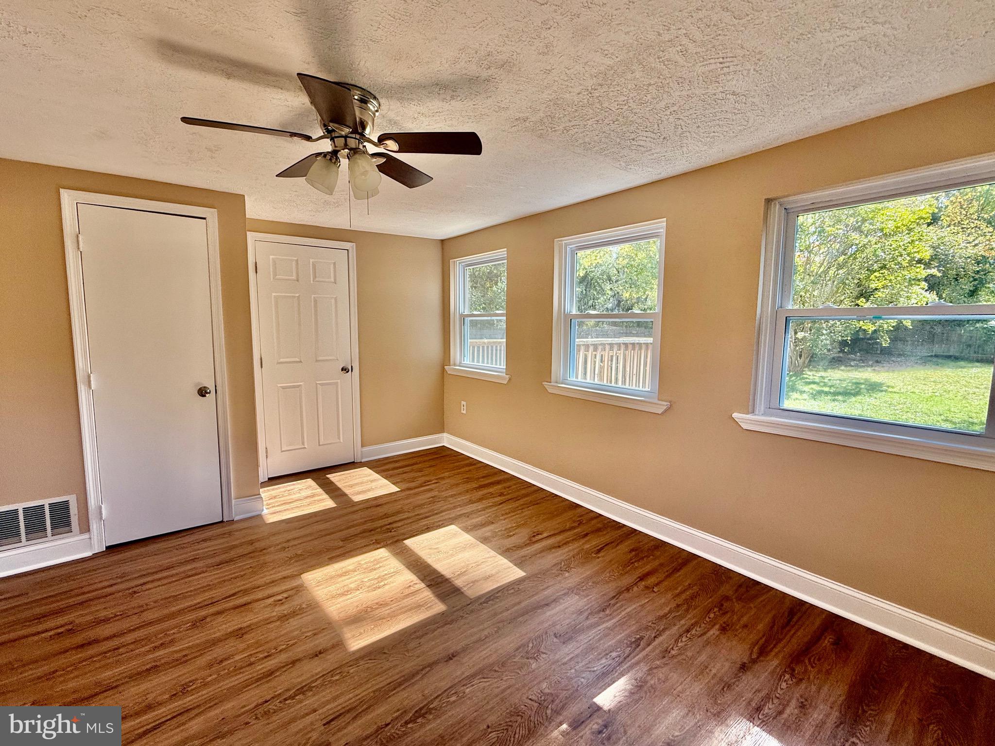 INDIAN HEAD - Residential