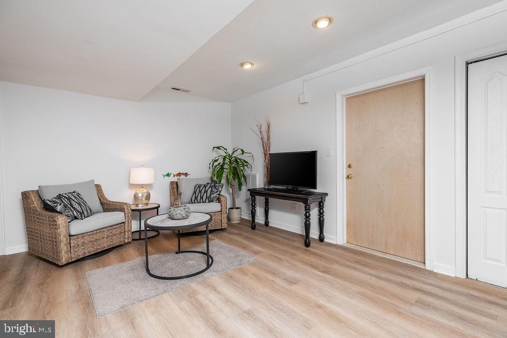 OCEAN PINES - SEABRIGHT - Residential