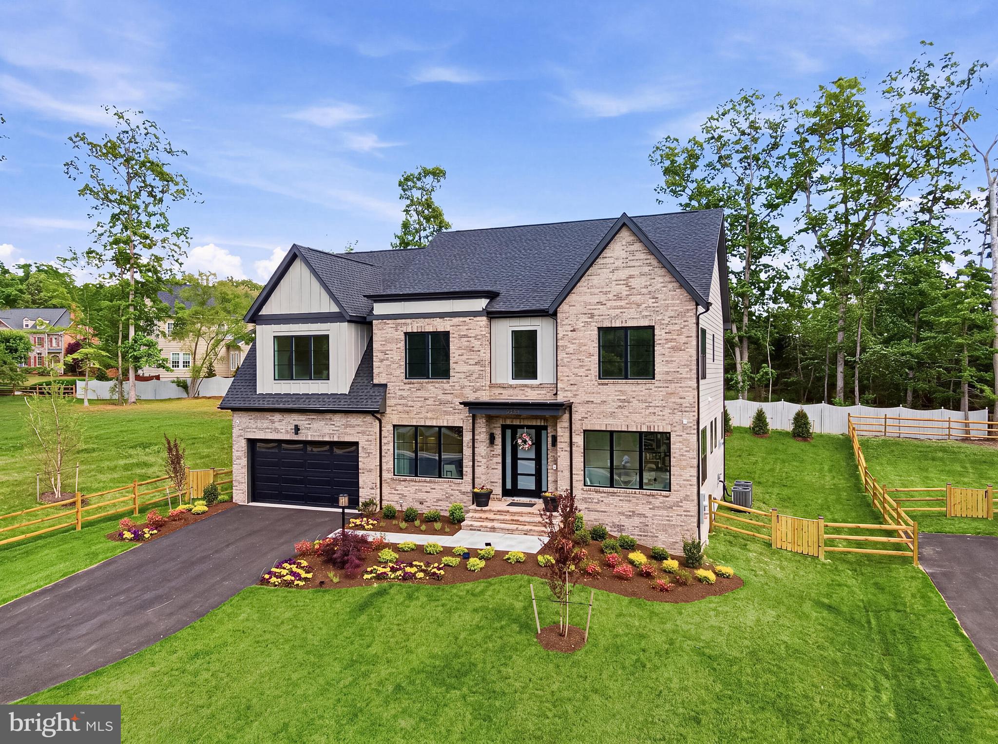 OCCOQUAN OVERLOOK - Residential