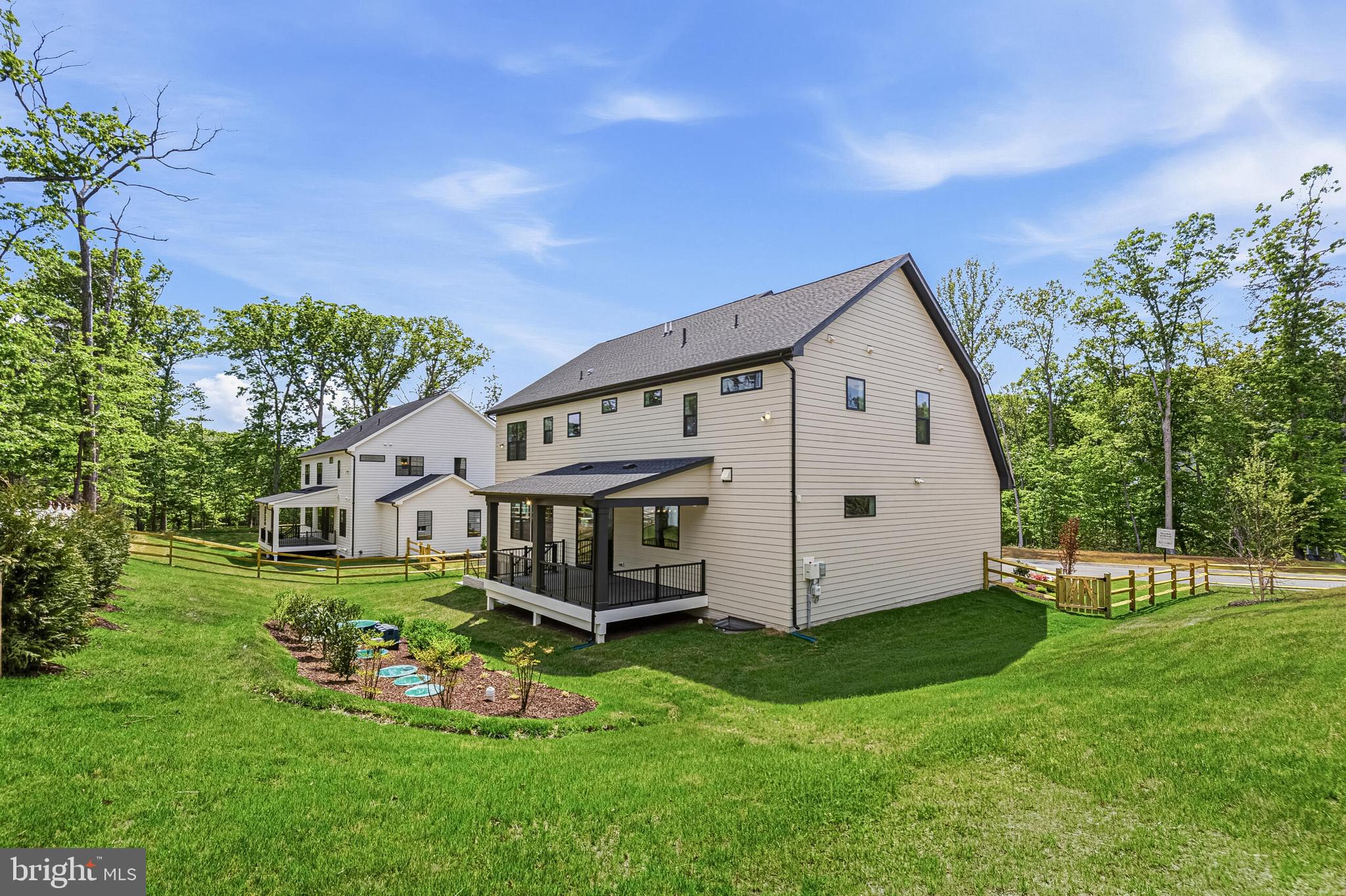 OCCOQUAN OVERLOOK - Residential