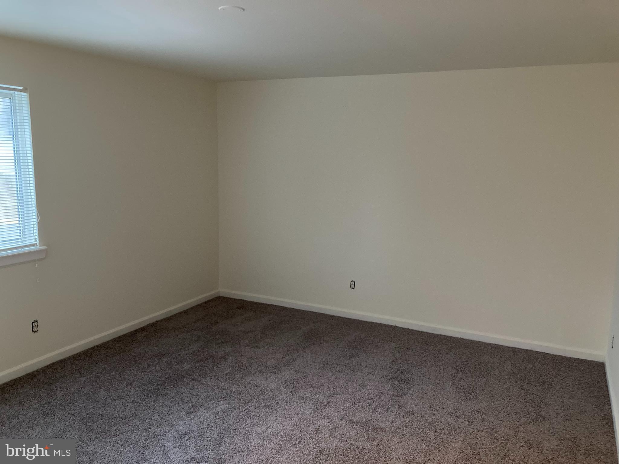 MARKHAM VIEW CONDOMINIUMS - Residential Lease