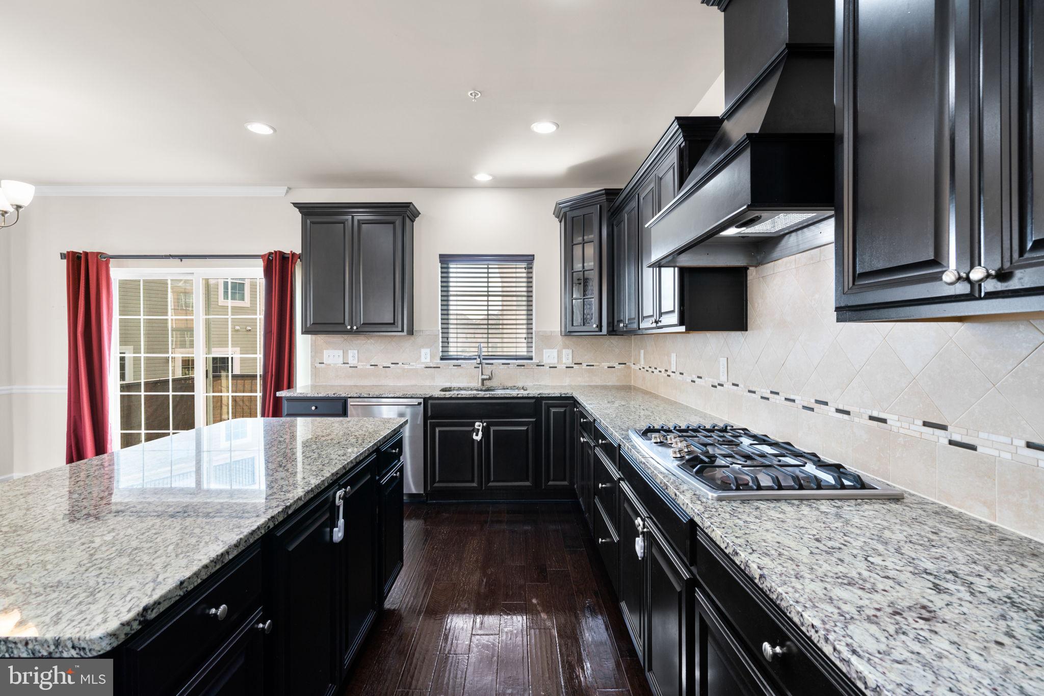 BLUE STREAM - Residential Lease