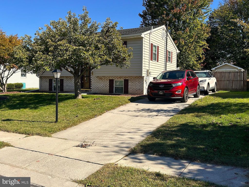 Photo of 139 Mussetta Street, HANOVER, PA 17331 (MLS # PAYK2092852)