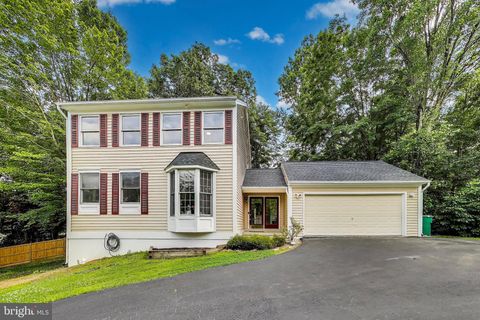 8603 LAUREN DRIVE SPRINGFIELD VA 22153
