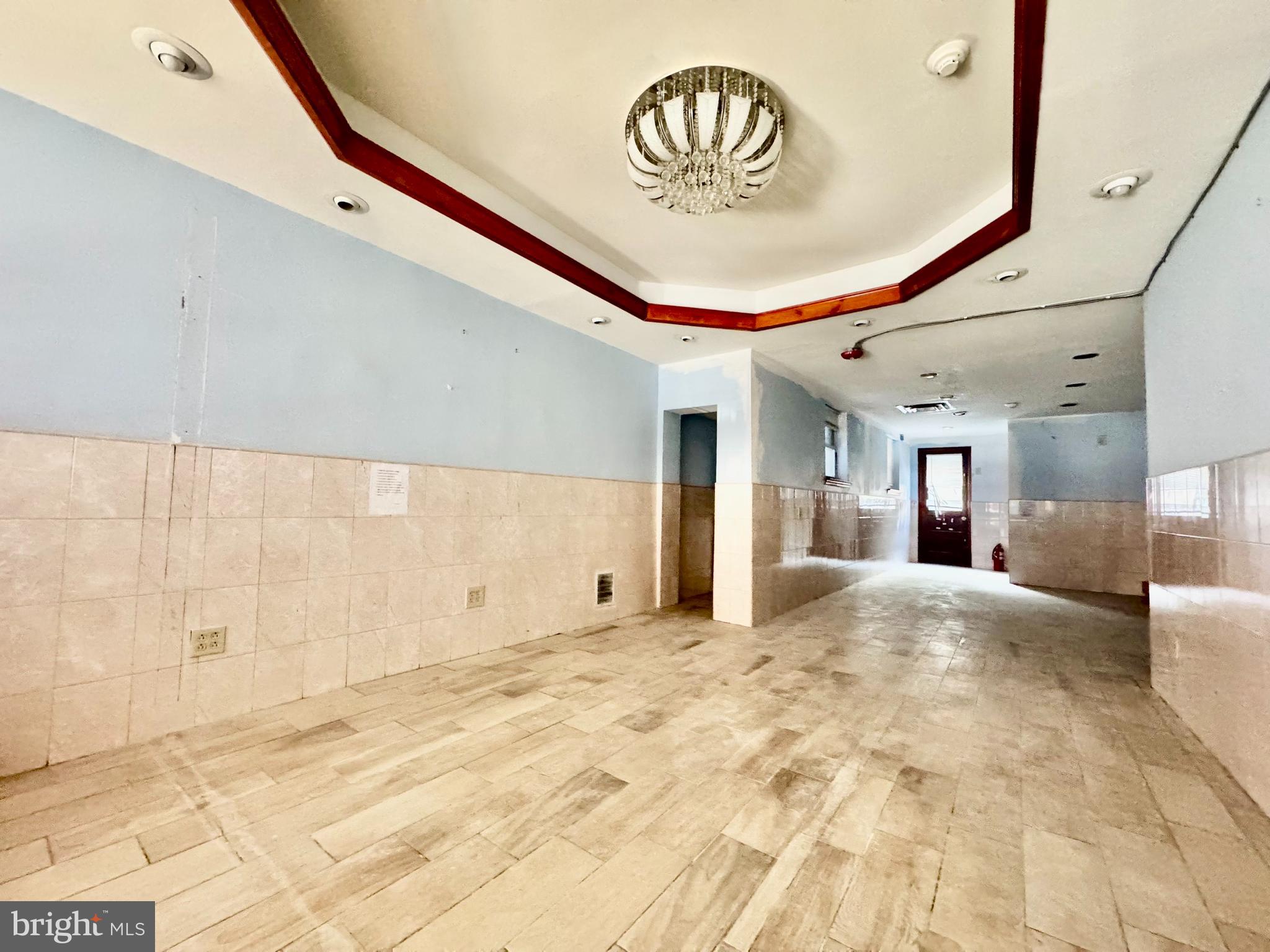 1922 E PASSYUNK AVENUE