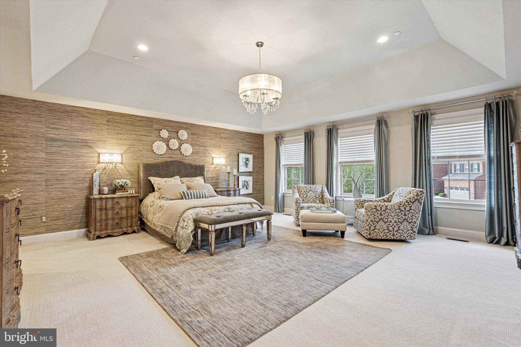 SILVER MAPLE FARM - Residential