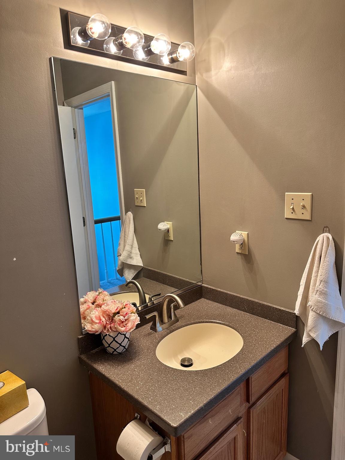 CETRONIA - Residential