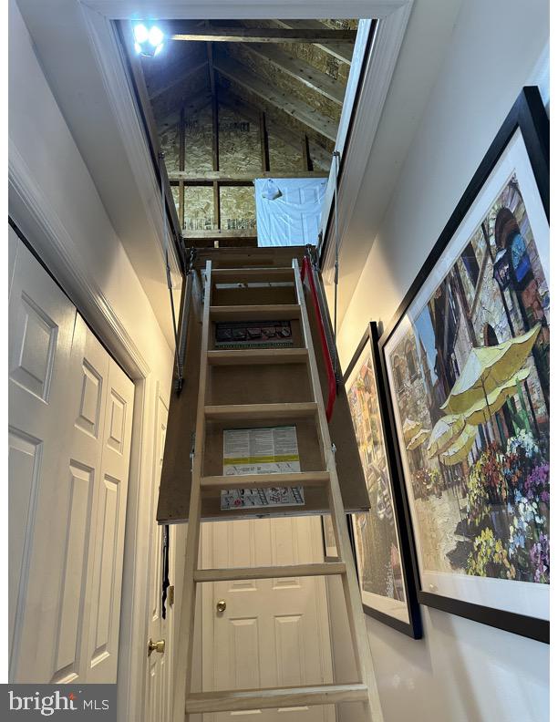 CETRONIA - Residential