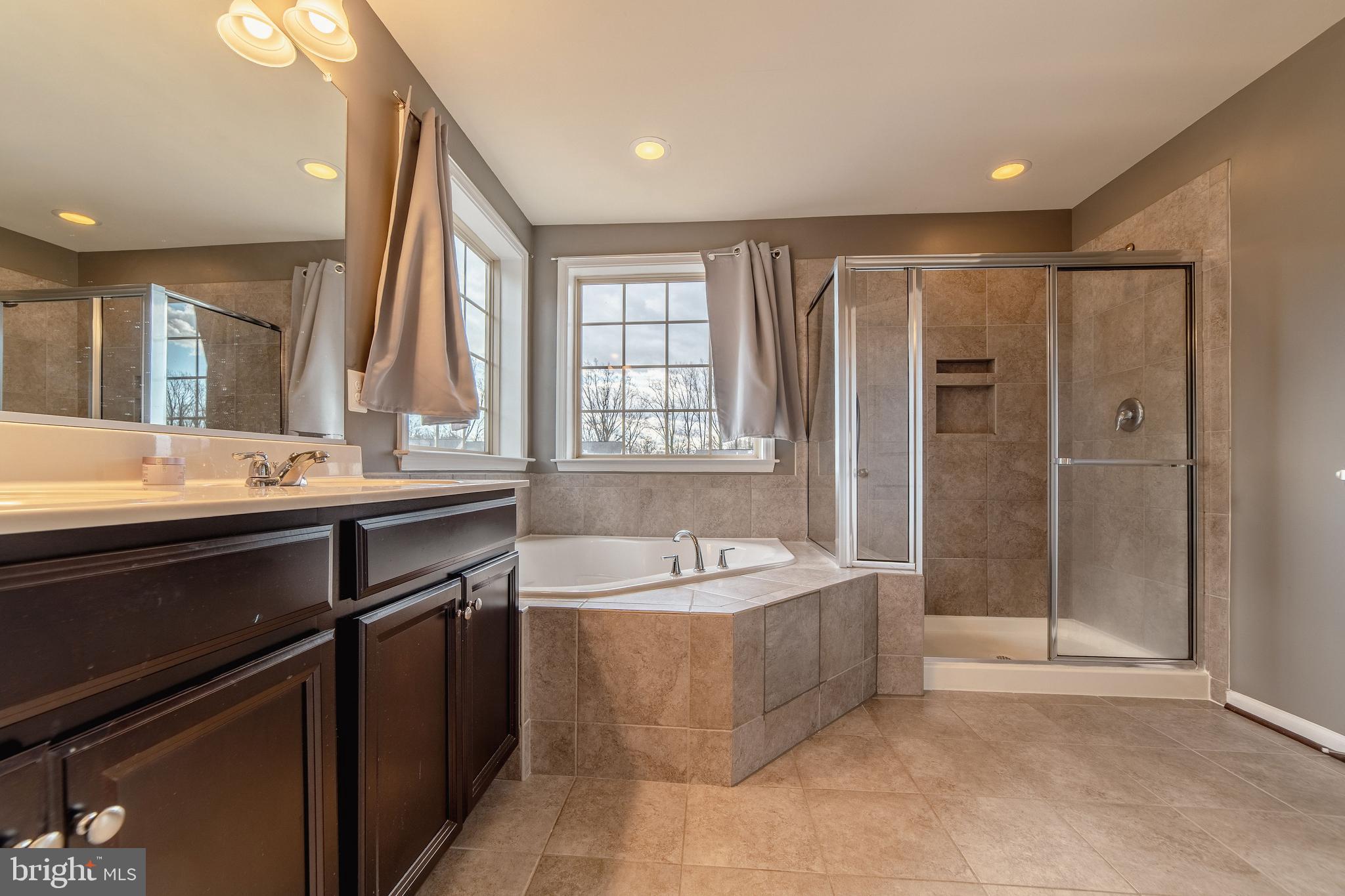 CANTERBURY VILLAGE - Residential