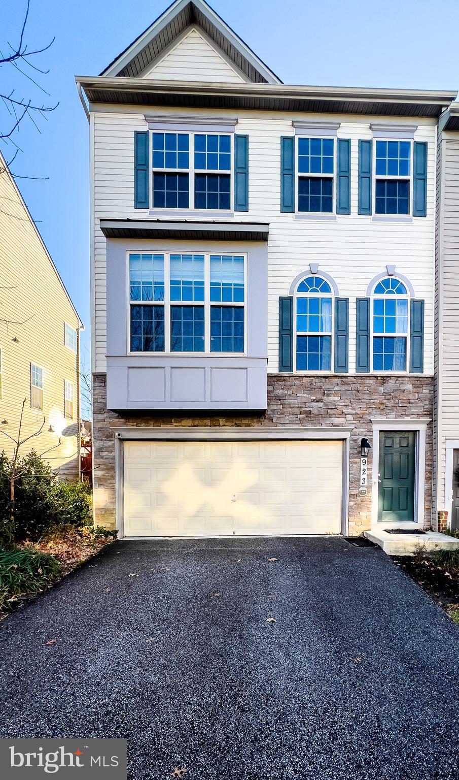 CANTERBURY VILLAGE - Residential