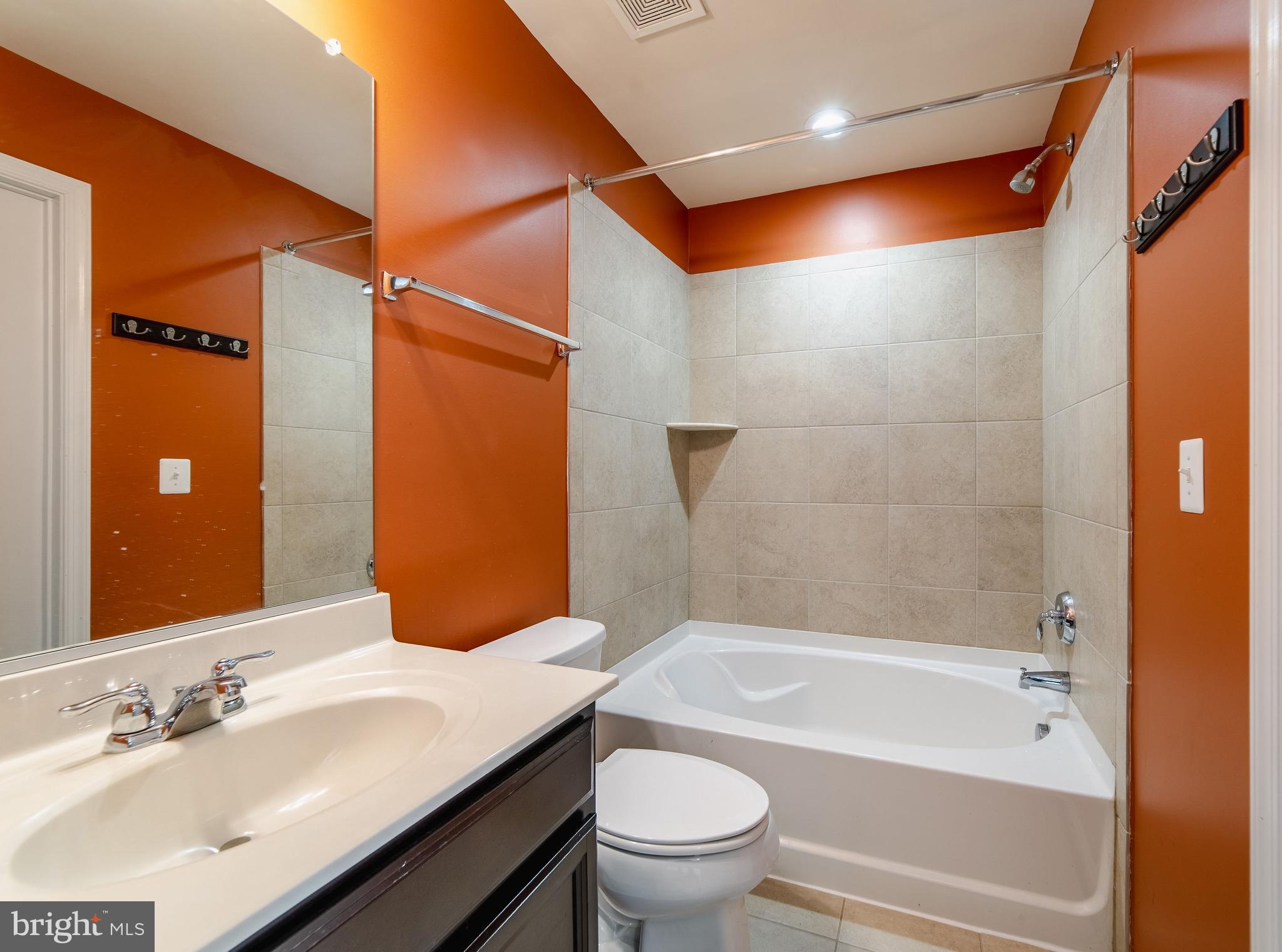 CANTERBURY VILLAGE - Residential