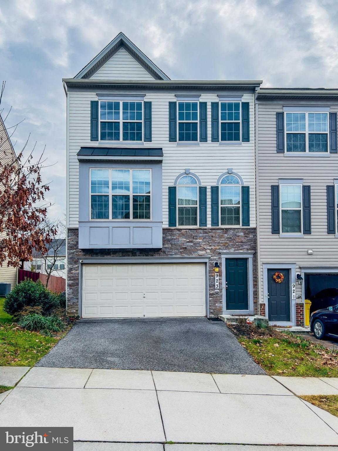 CRANBERRY WOODS - Residential