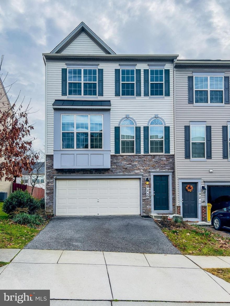 Spacious End-Unit Townhouse – Ideal Location Near Annapolis & Easy DC/Baltimore Commute!
Welcome home to this beautifully maintained end-unit townhouse offering space, comfort, and style! Featuring 4 bedrooms, 3.5 baths, and a thoughtfully designed open floor plan perfect for entertaining. Features two main-level living areas with a gas fireplace, formal dining room, and deck off the breakfast nook. The main floor has a den offering flexible space for a guest suite, home office, or recreation area. Primary suite includes dual walk-in closets, soaking tub, and separate shower. Finished lower level with full bath and walk-out patio. Convenient to the U.S. Naval Academy with easy commute to DC and Baltimore!