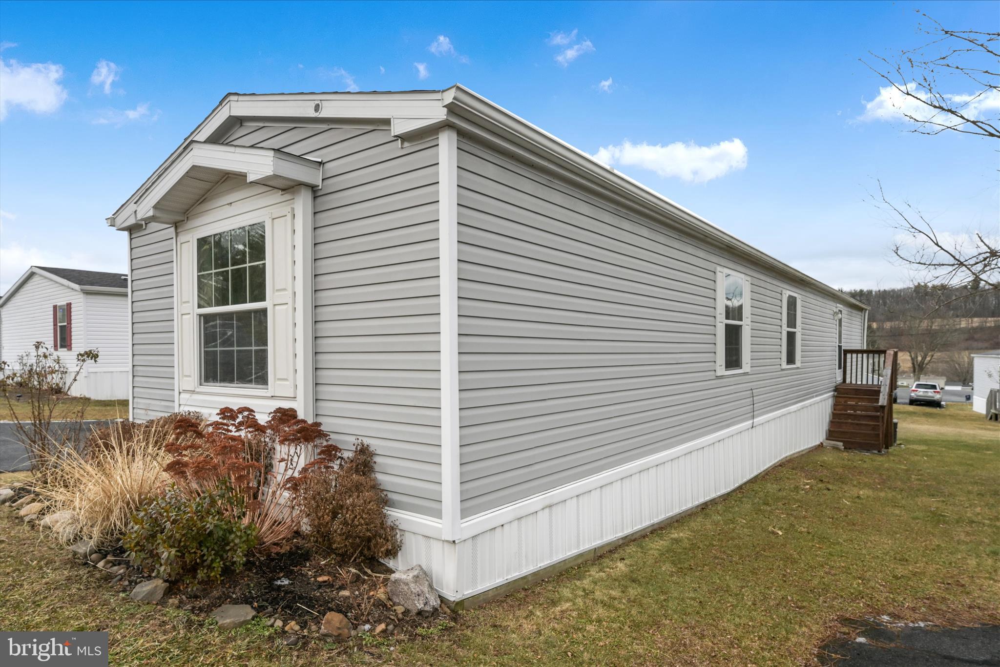 FRIEDEN MANOR - Residential