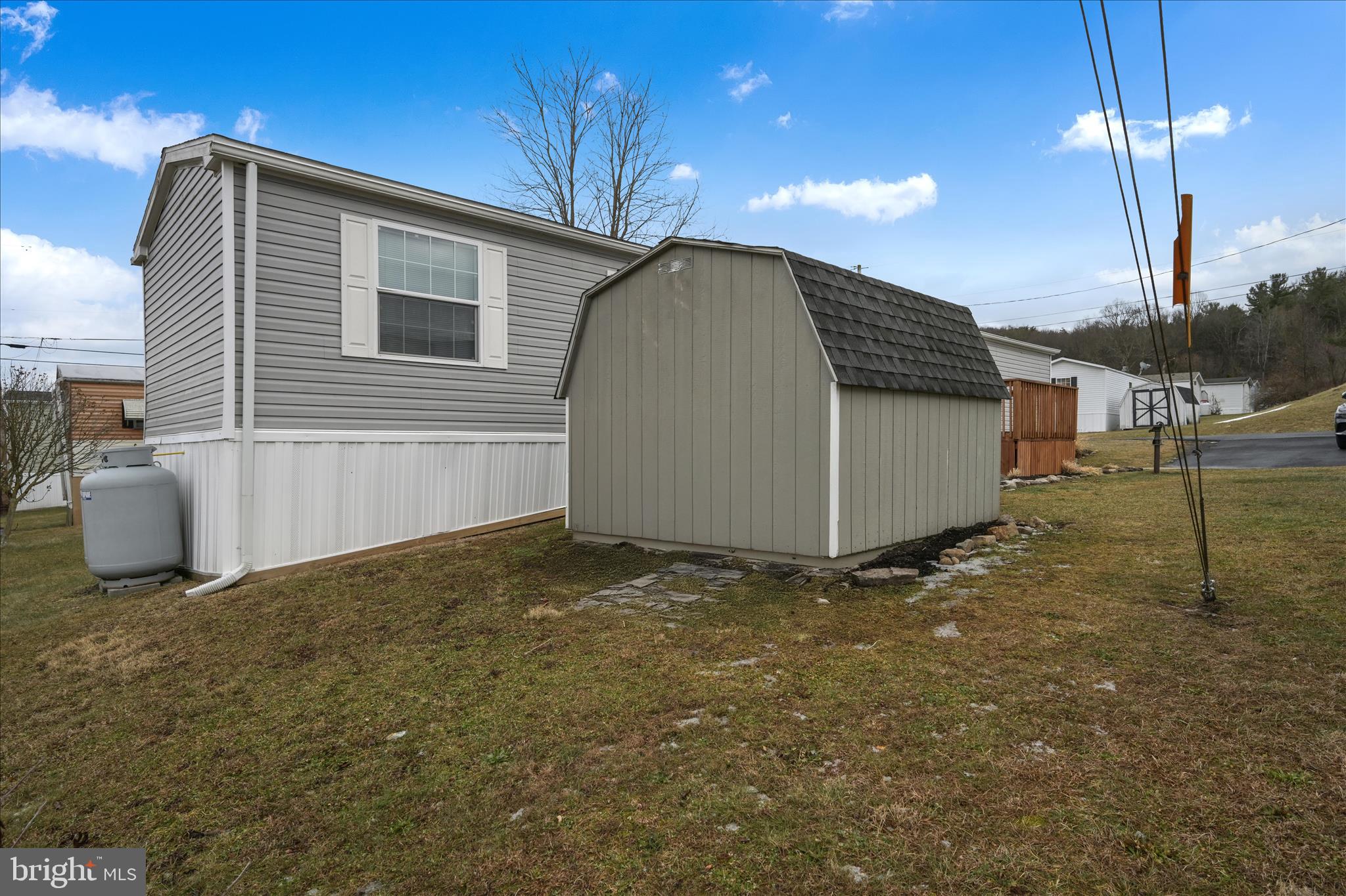 FRIEDEN MANOR - Residential