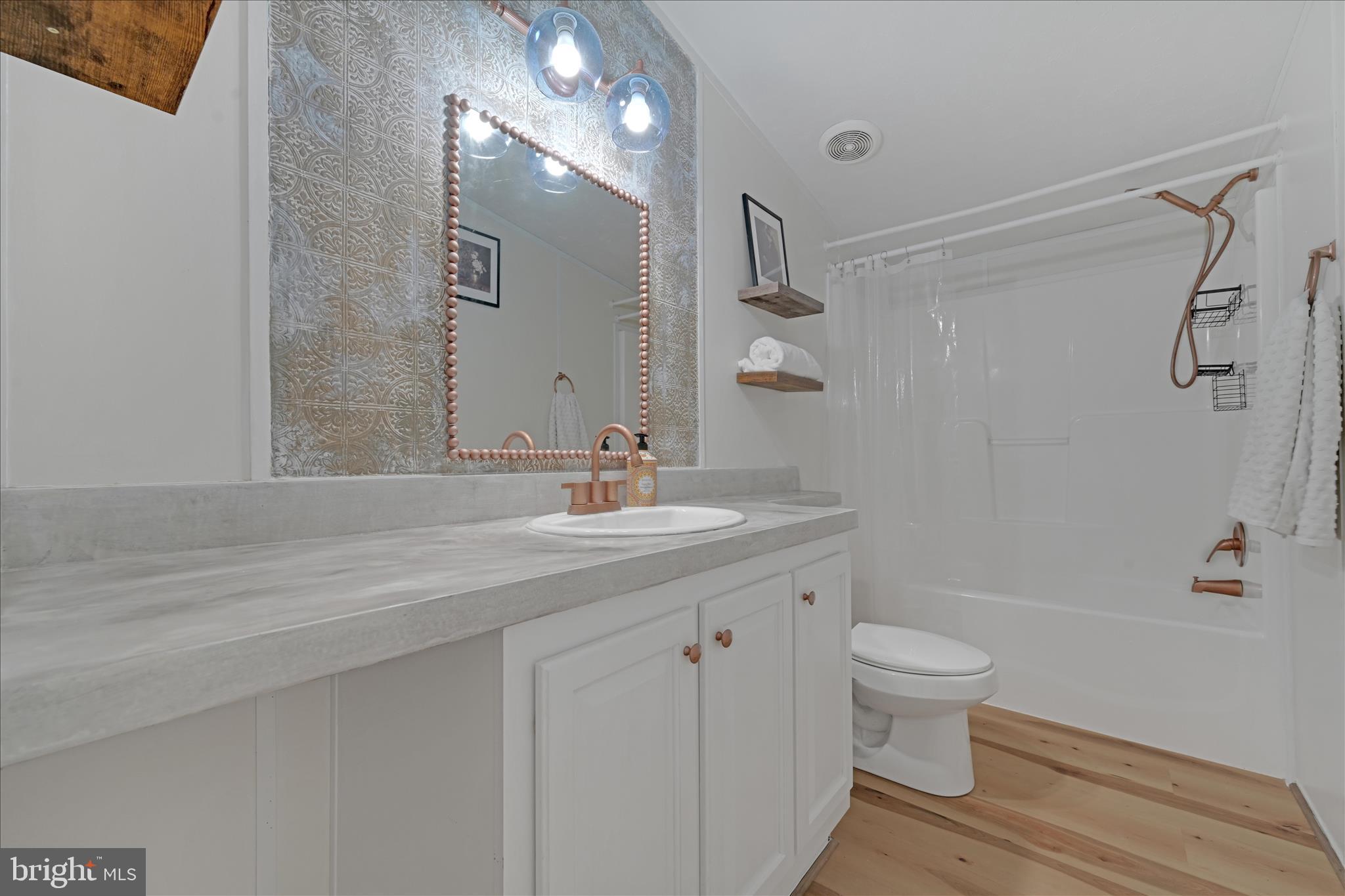 FRIEDEN MANOR - Residential