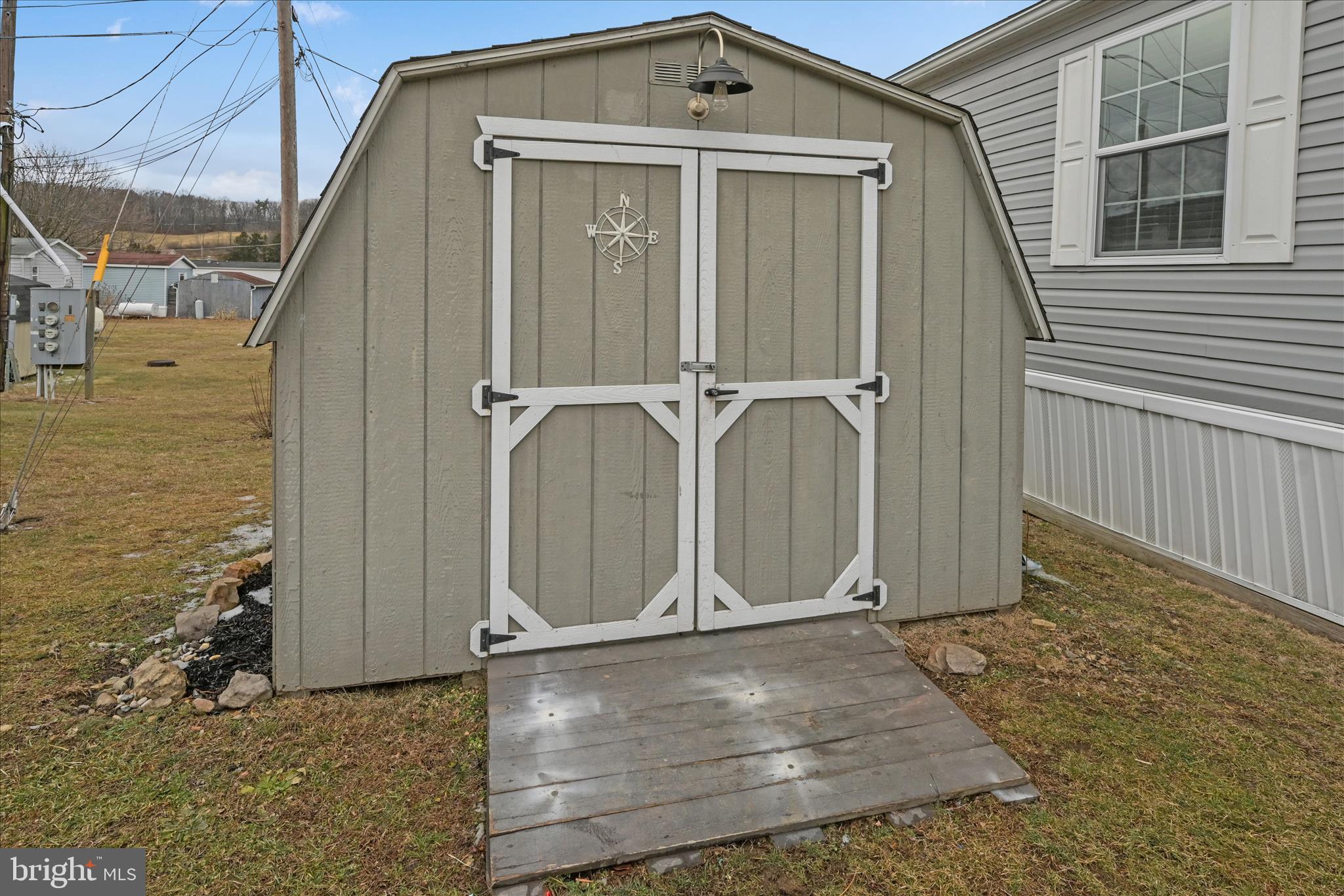 FRIEDEN MANOR - Residential