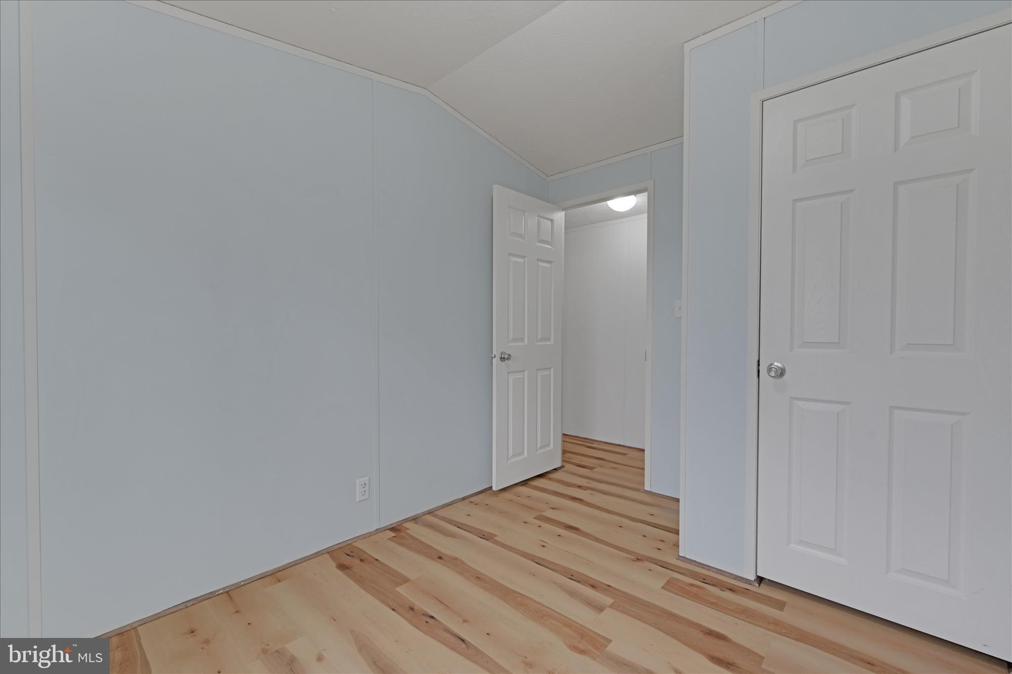 FRIEDEN MANOR - Residential