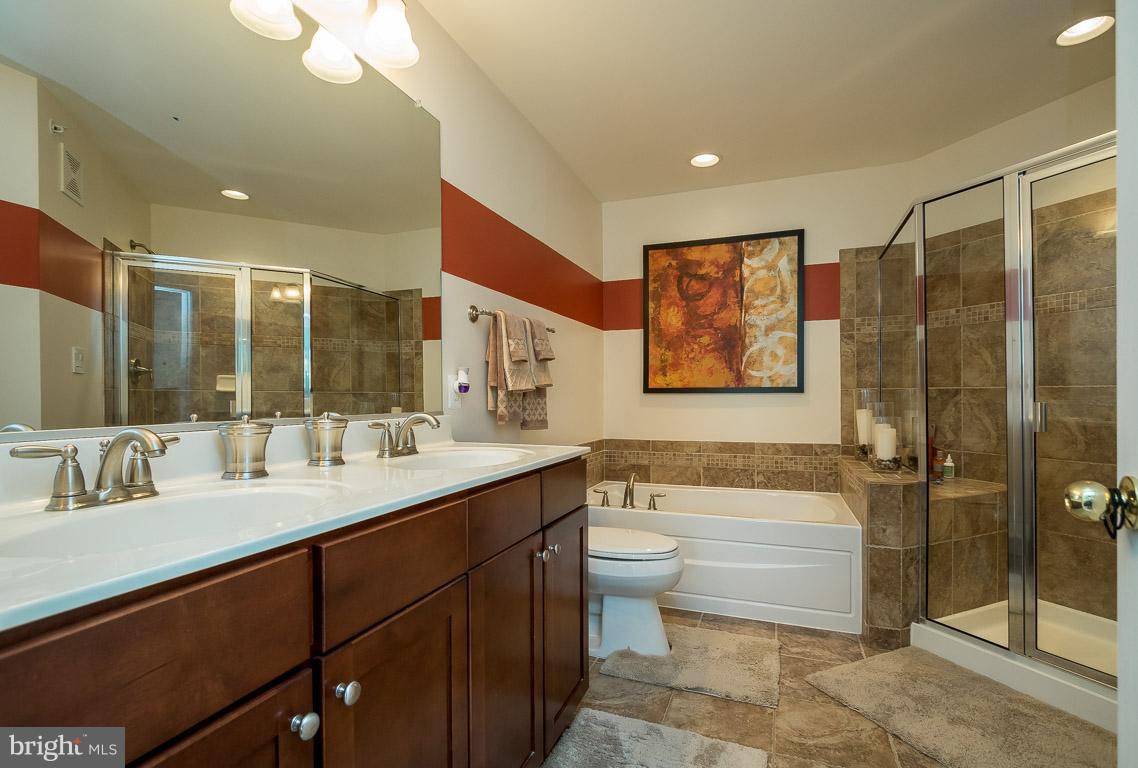 MARKET CENTER CONDOMINIUM - Residential