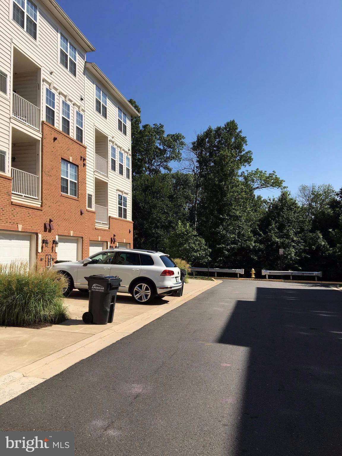 MARKET CENTER CONDOMINIUM - Residential