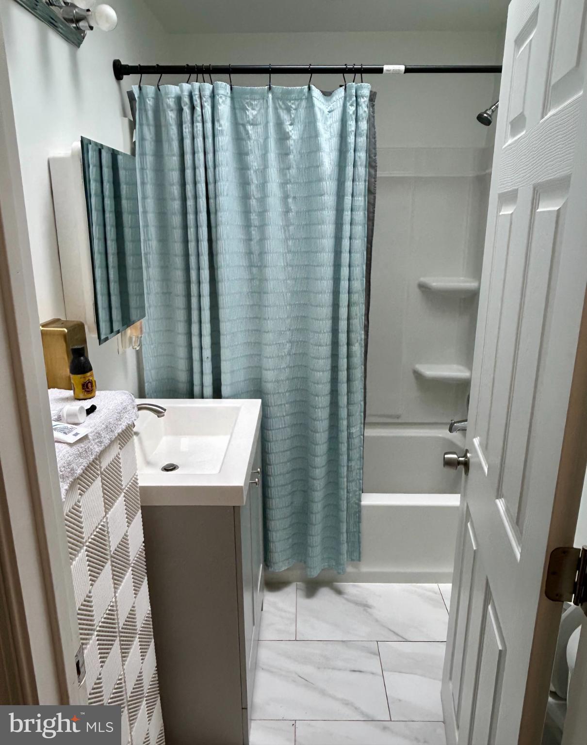 STONEHURST - Residential