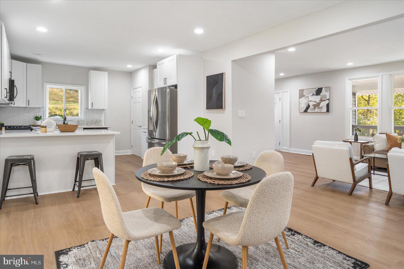 WINDSOR HILLS - Residential