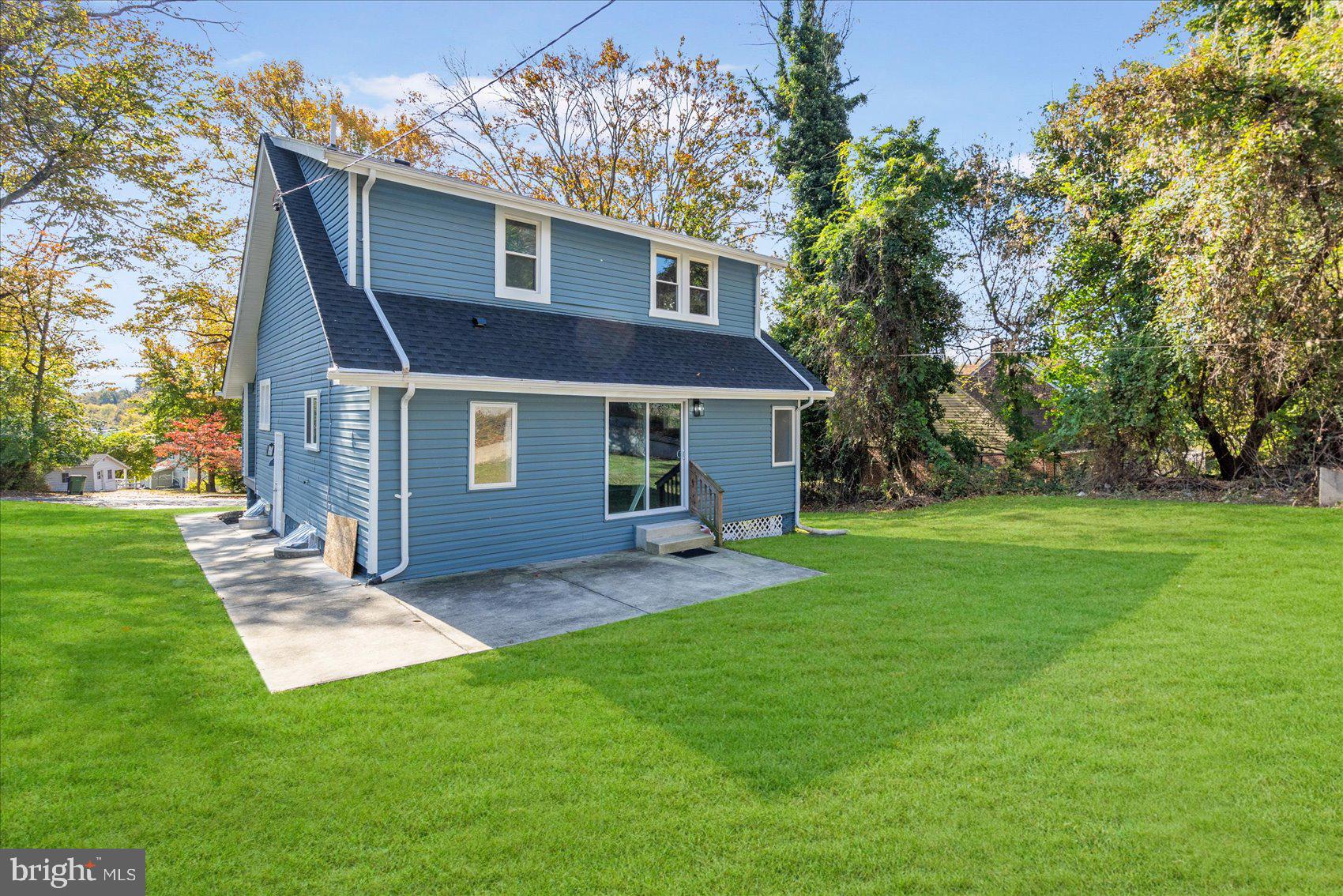 WINDSOR HILLS - Residential