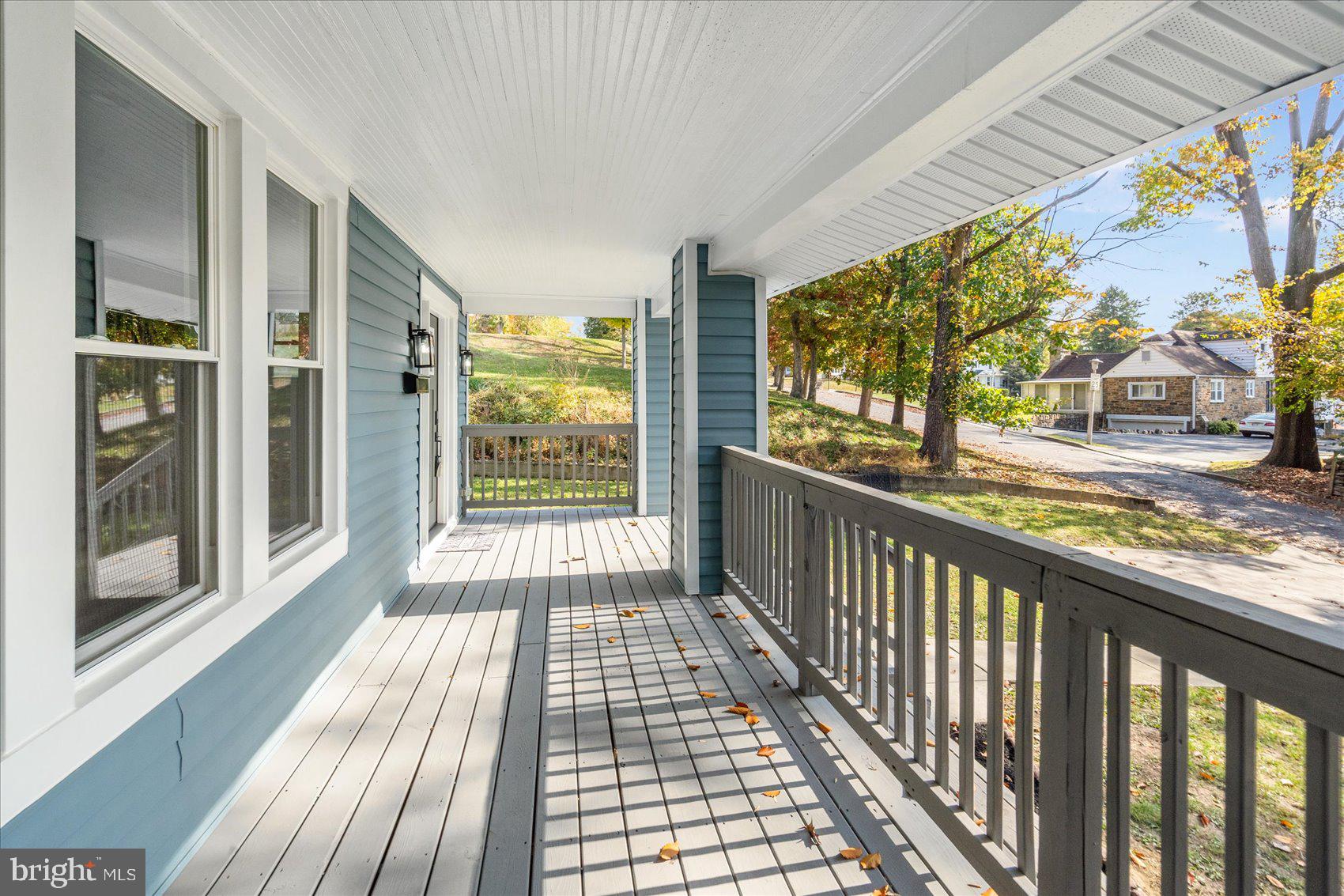 WINDSOR HILLS - Residential