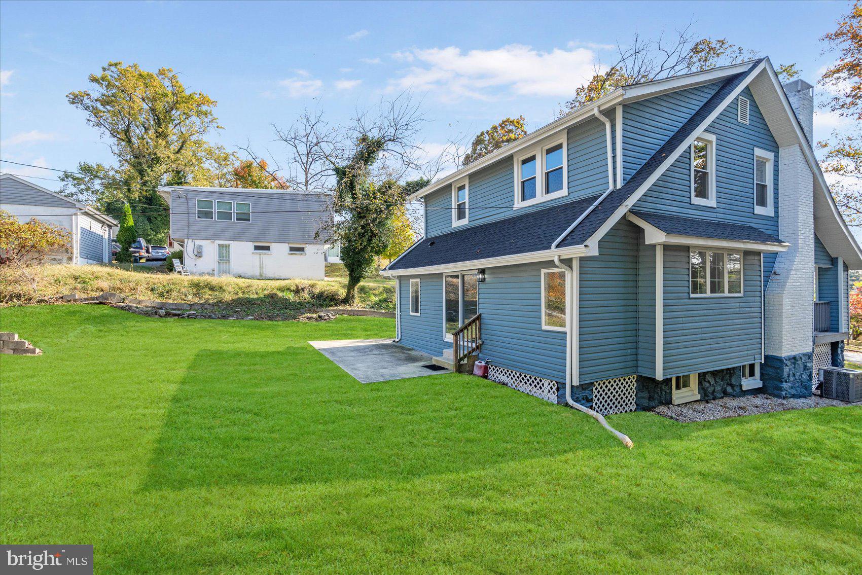 WINDSOR HILLS - Residential