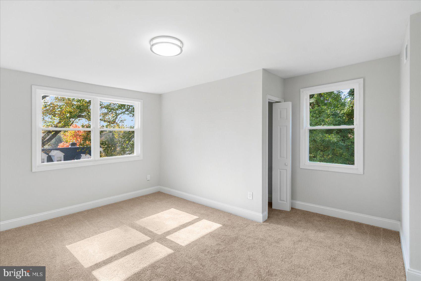 WINDSOR HILLS - Residential