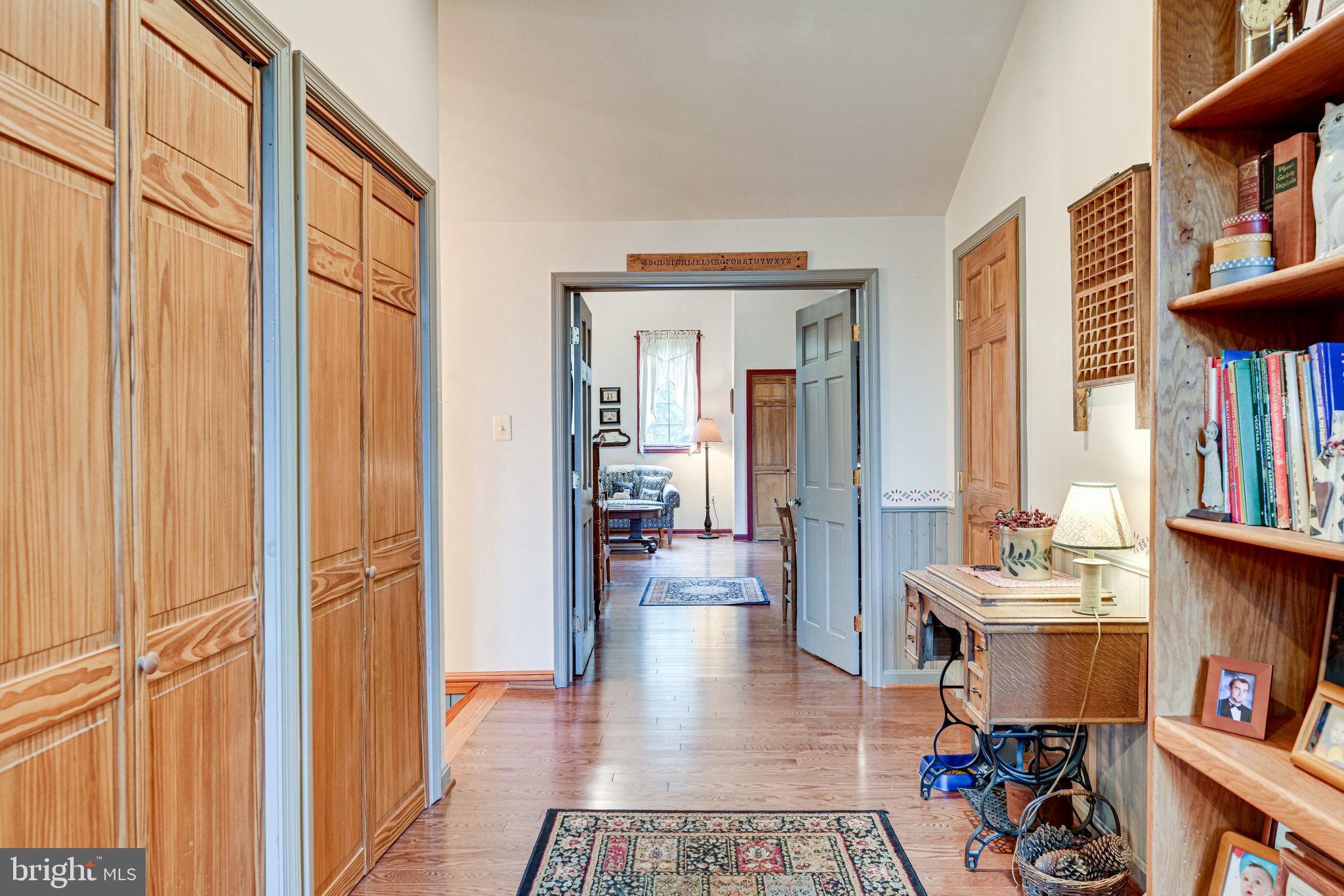 HOLLY PARK - Residential