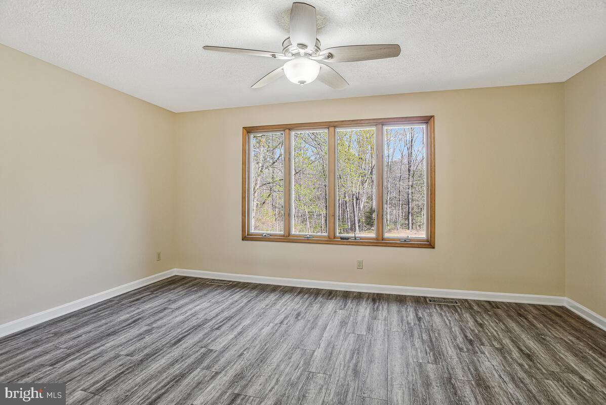 BENEDICT FARMS - Residential