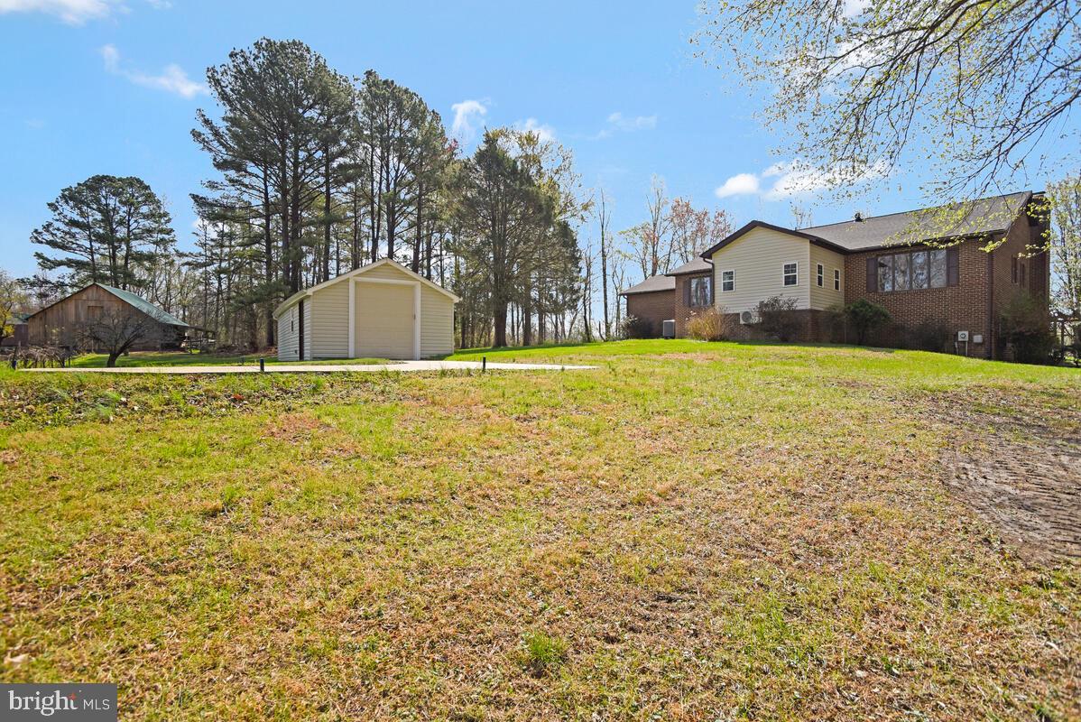 BENEDICT FARMS - Residential