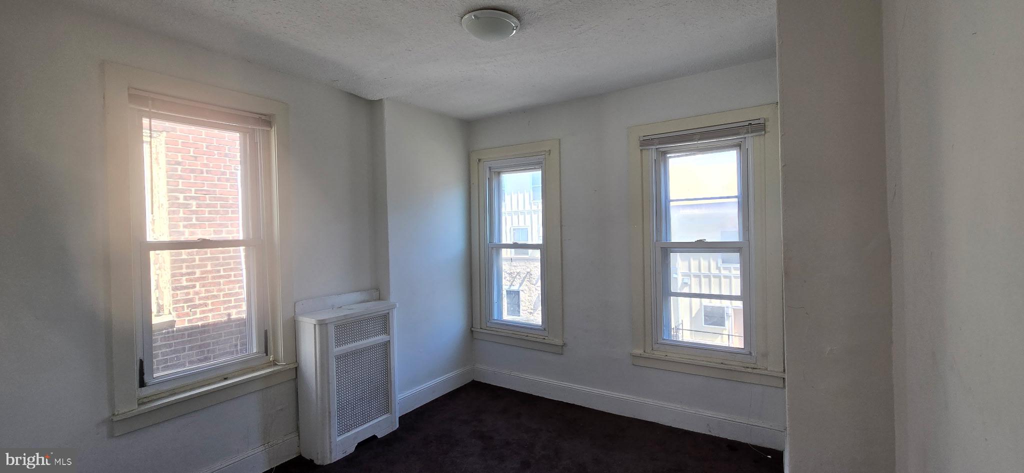 GERMANTOWN - Residential