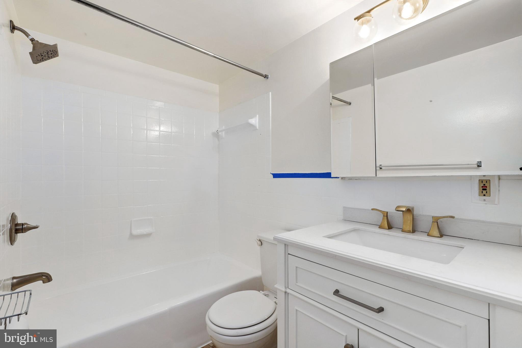 AMERICANA FINMARK - Residential