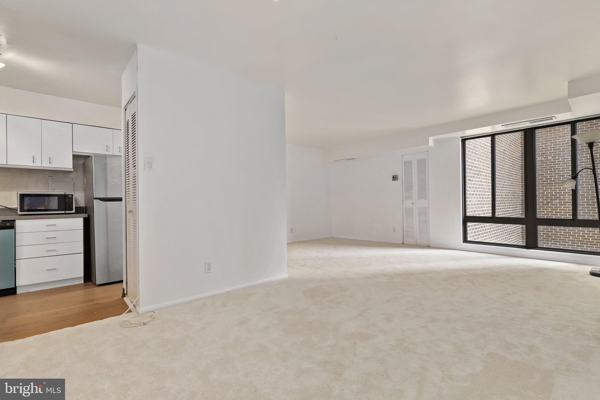 AMERICANA FINMARK - Residential