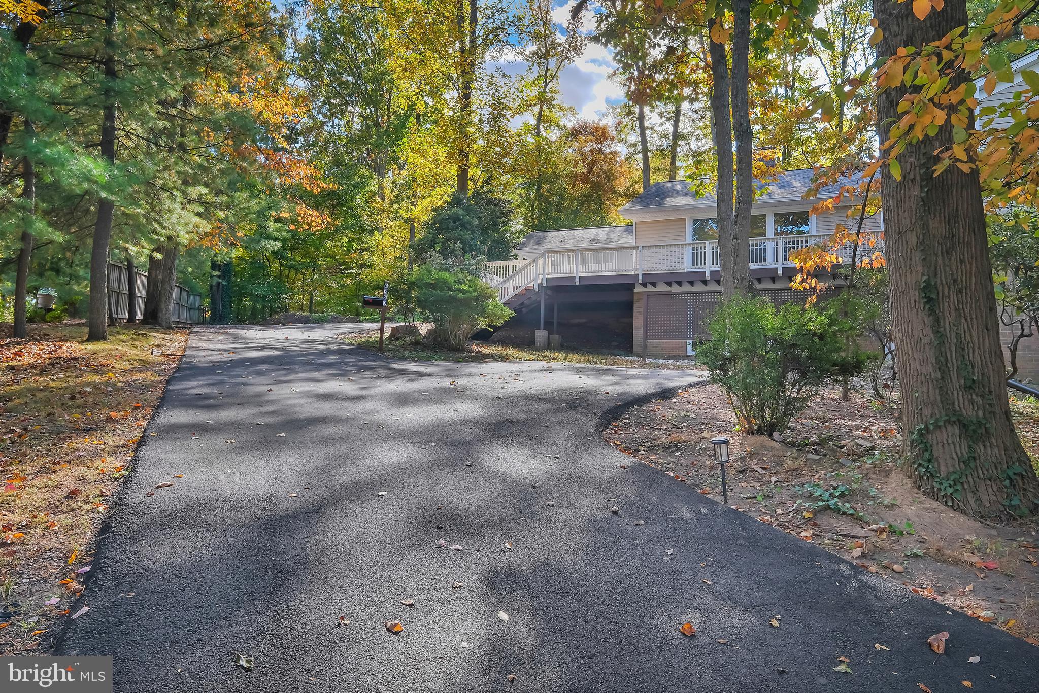 TALL OAKS - Residential