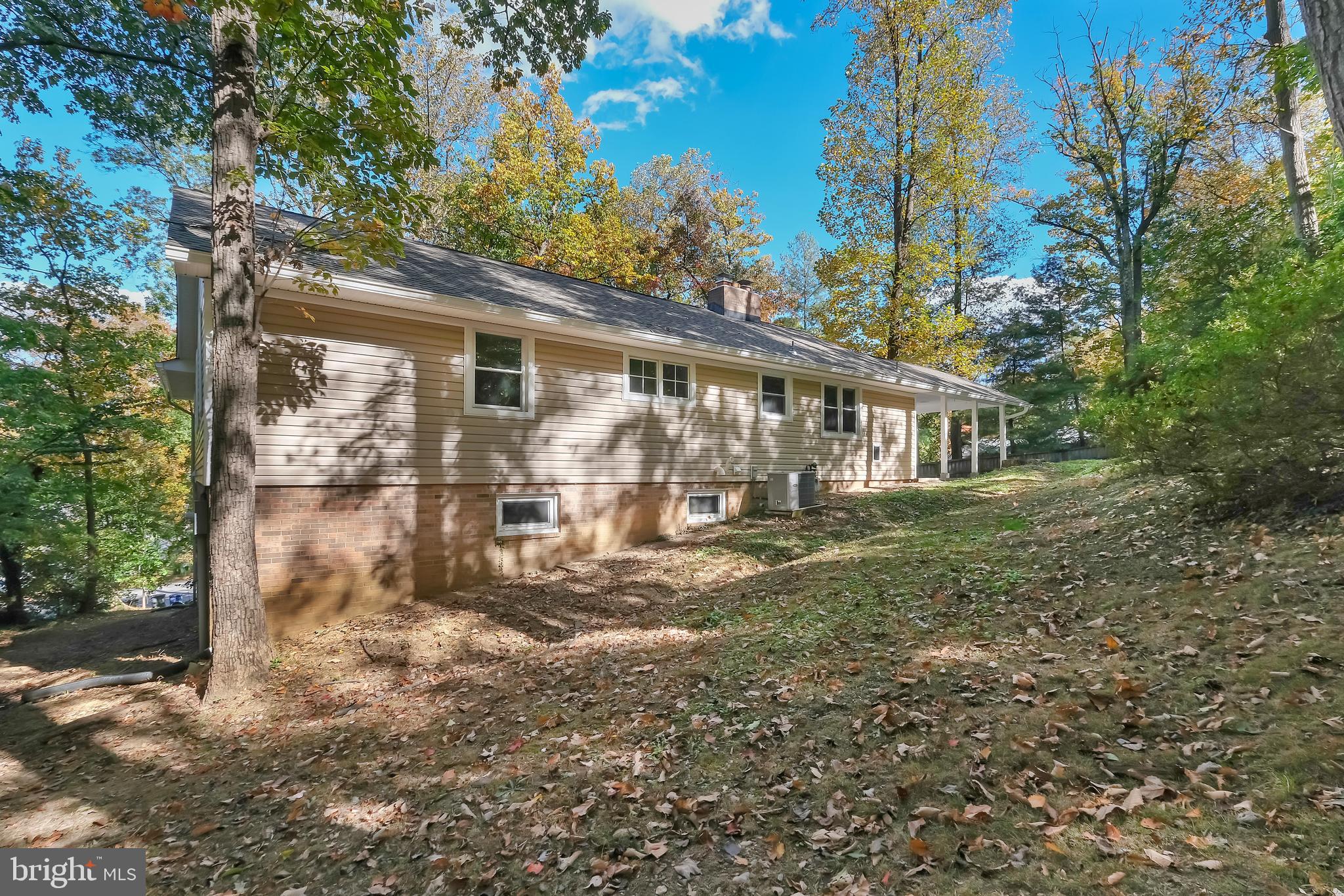 TALL OAKS - Residential