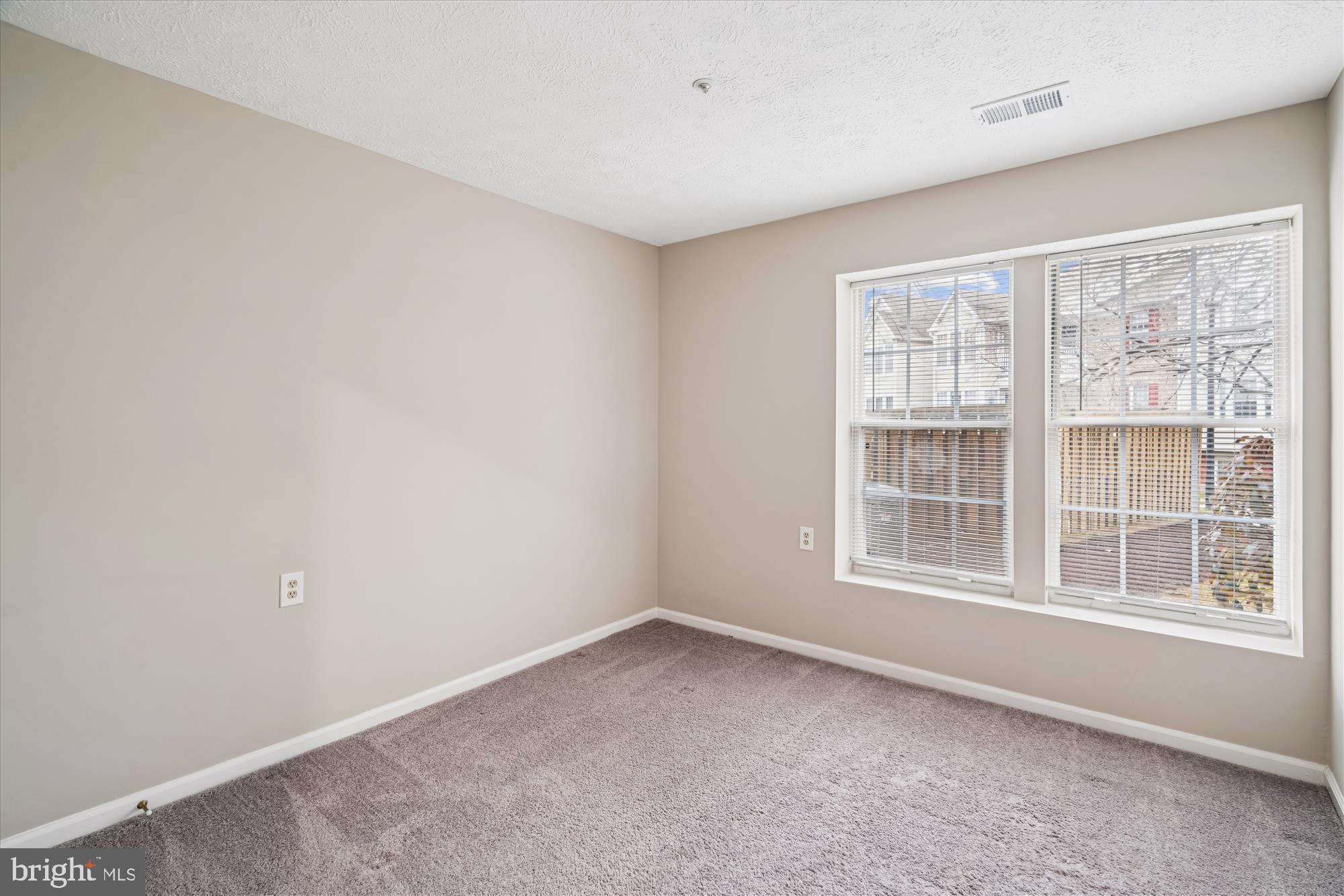 ELKRIDGE TOWN CENTER - Residential