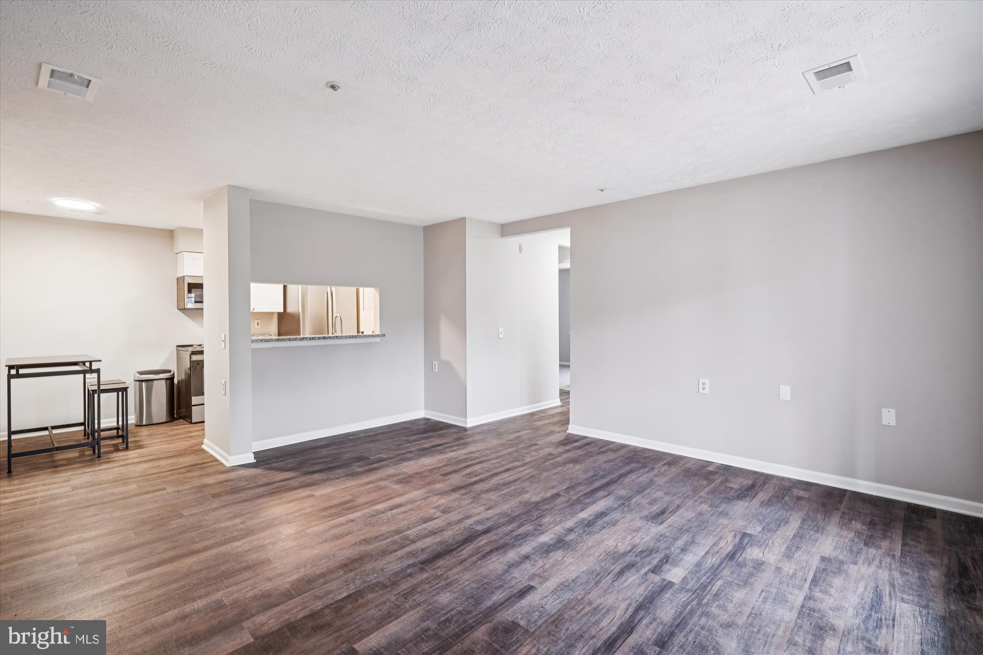 ELKRIDGE TOWN CENTER - Residential