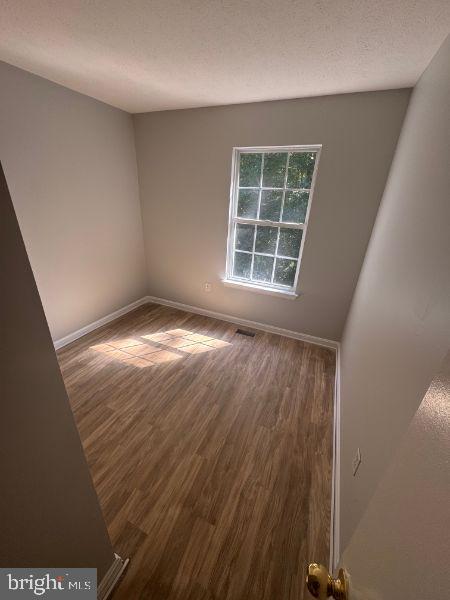 THE TOWNES AT WESTBURY - Residential Lease