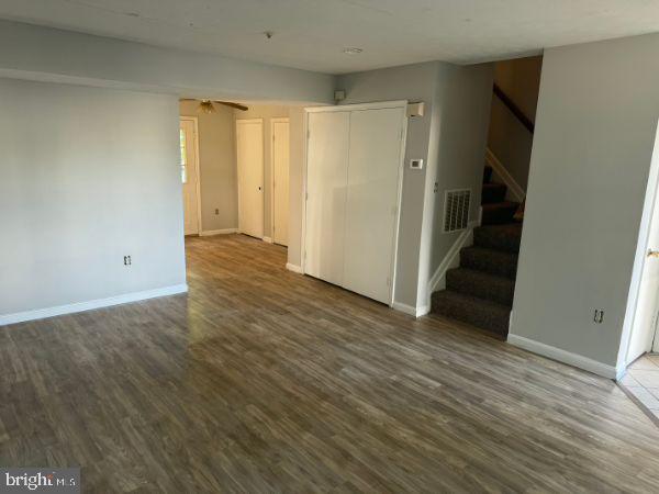 THE TOWNES AT WESTBURY - Residential Lease