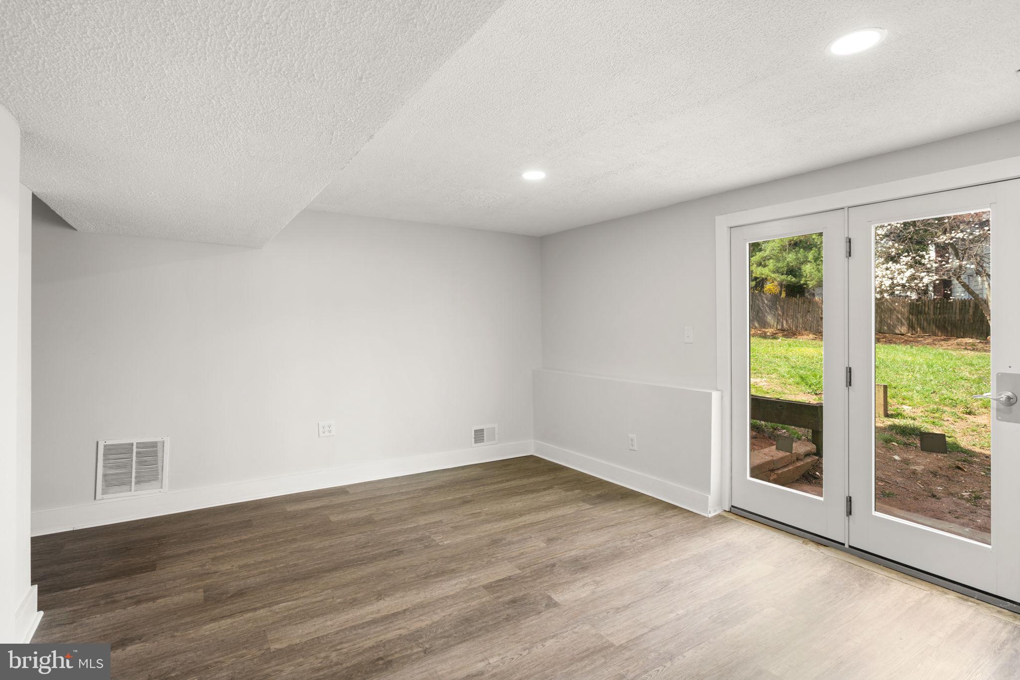 WOODLANDS - Residential