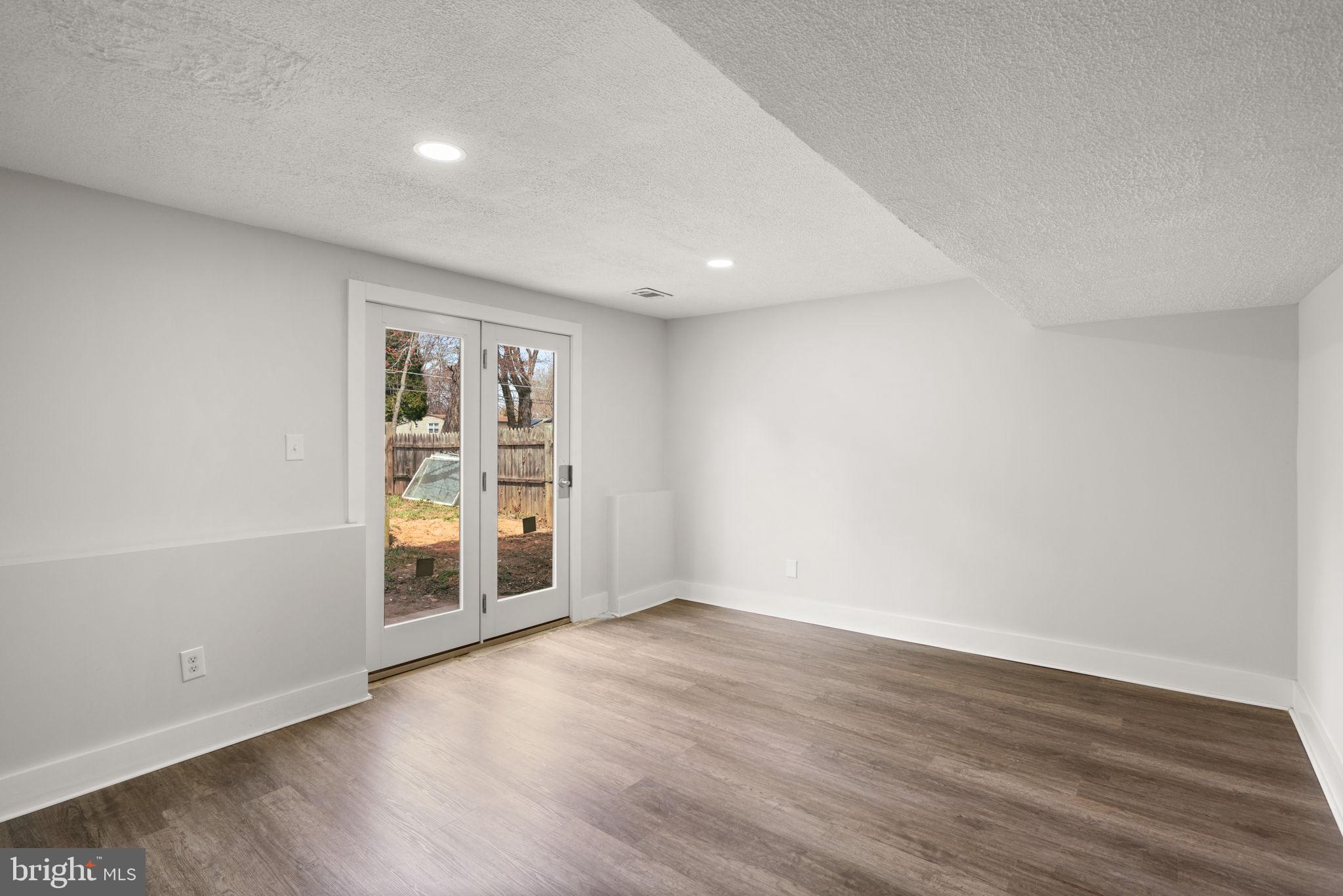 WOODLANDS - Residential