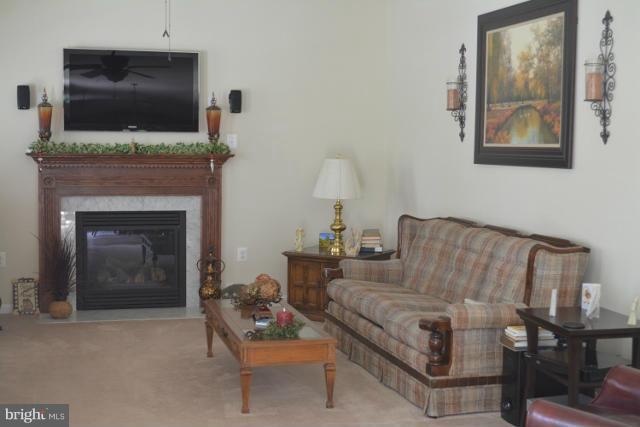 BEN OAKS - Residential