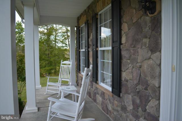 BEN OAKS - Residential