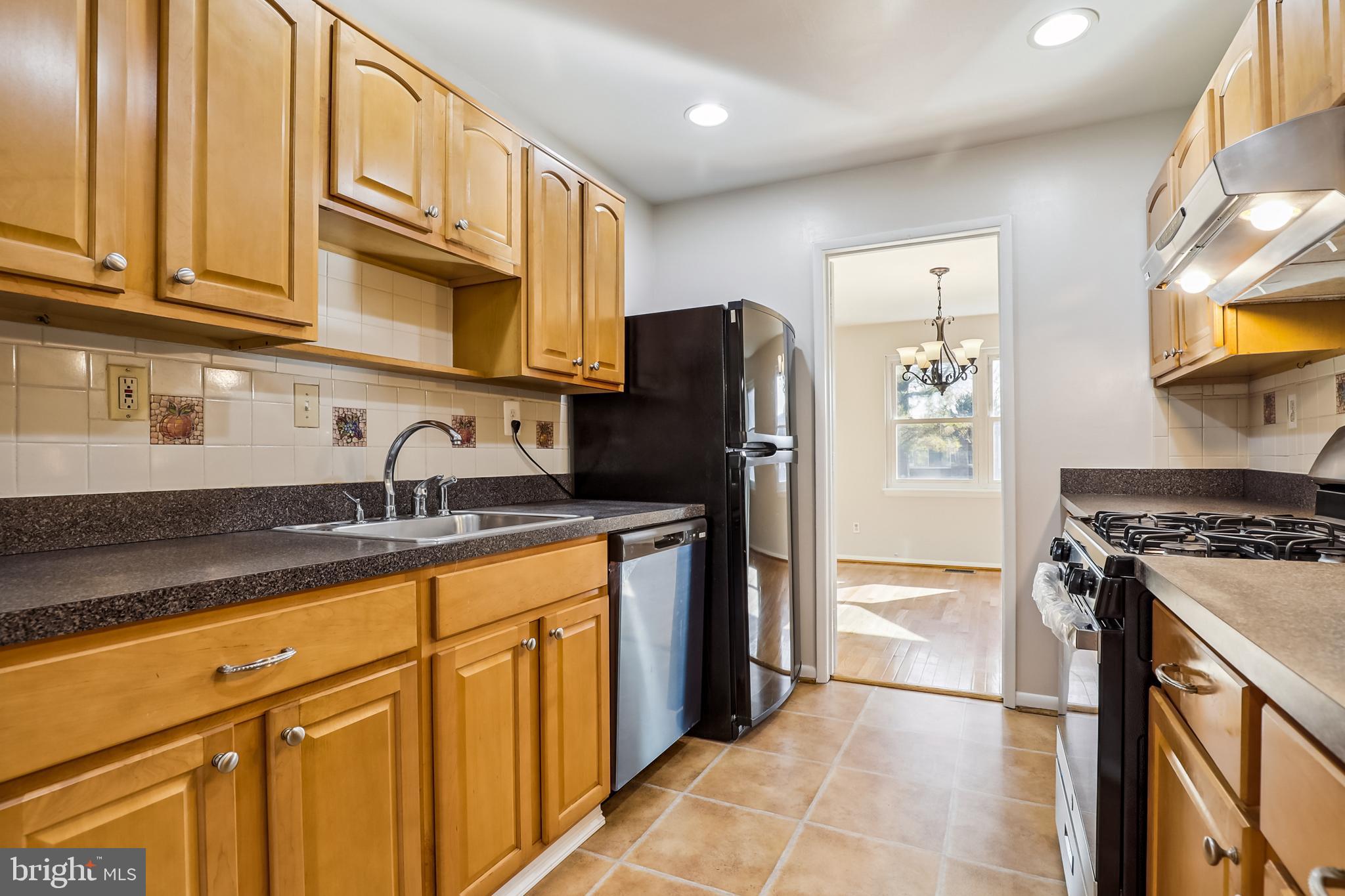 CEDAR VILLAGE - Residential