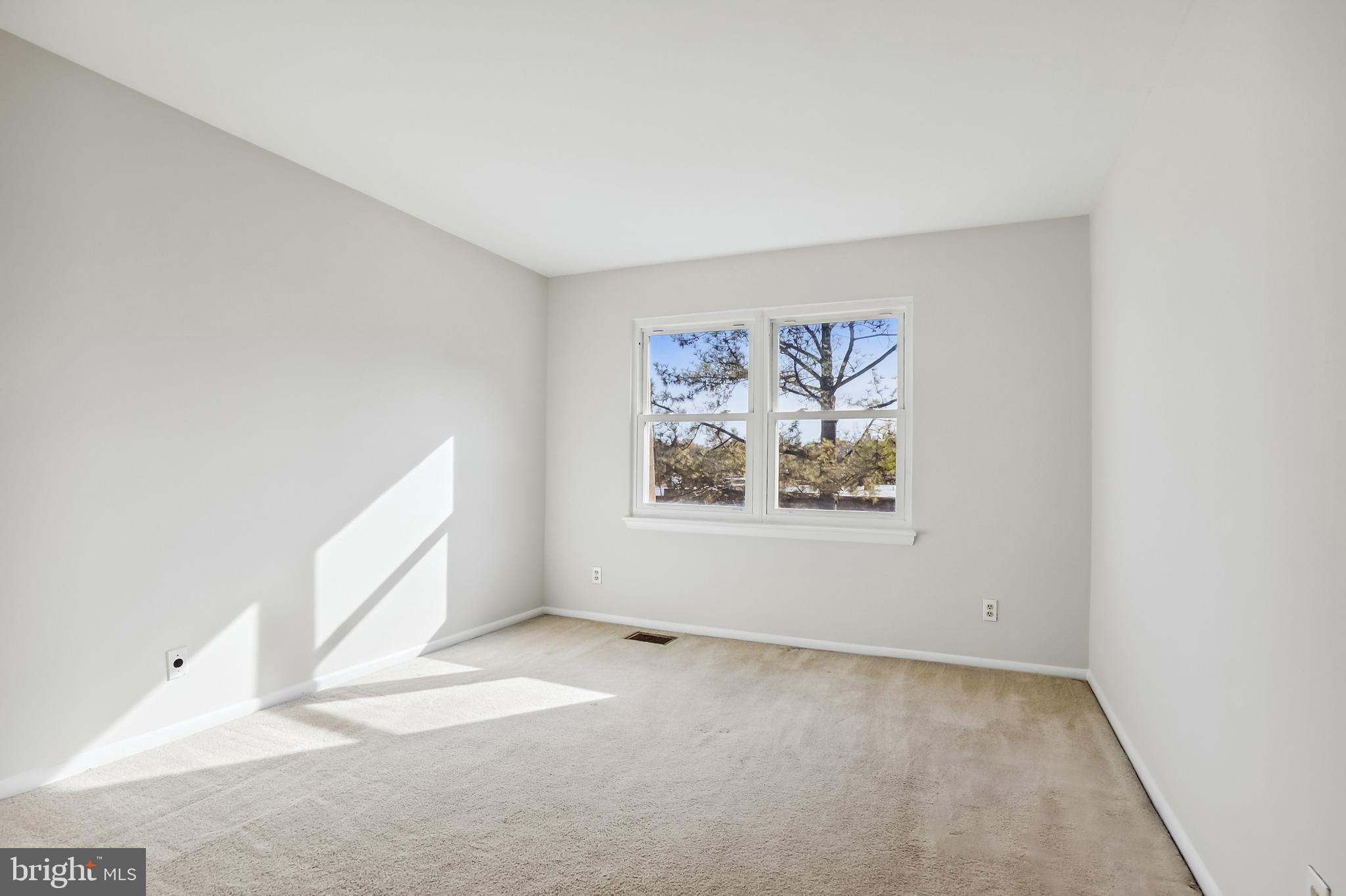 CEDAR VILLAGE - Residential