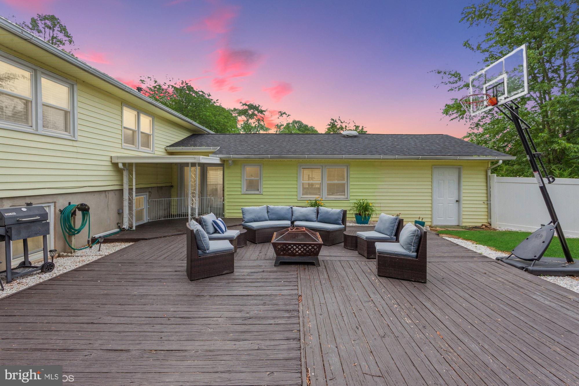 CAMELOT - Residential