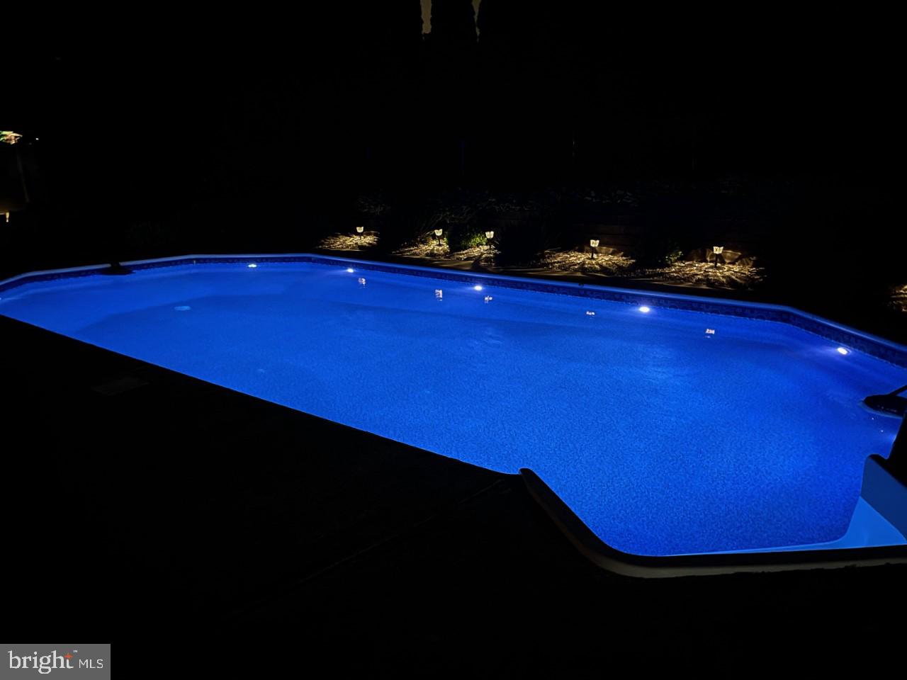 CAMELOT - Residential